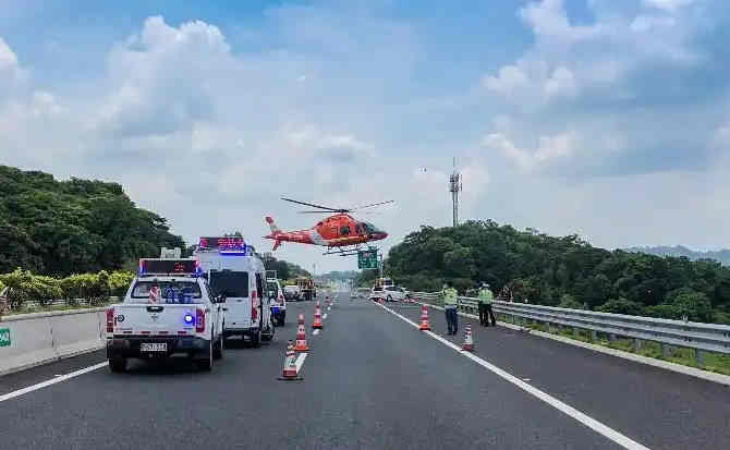 确山高速公路汽车救援案例